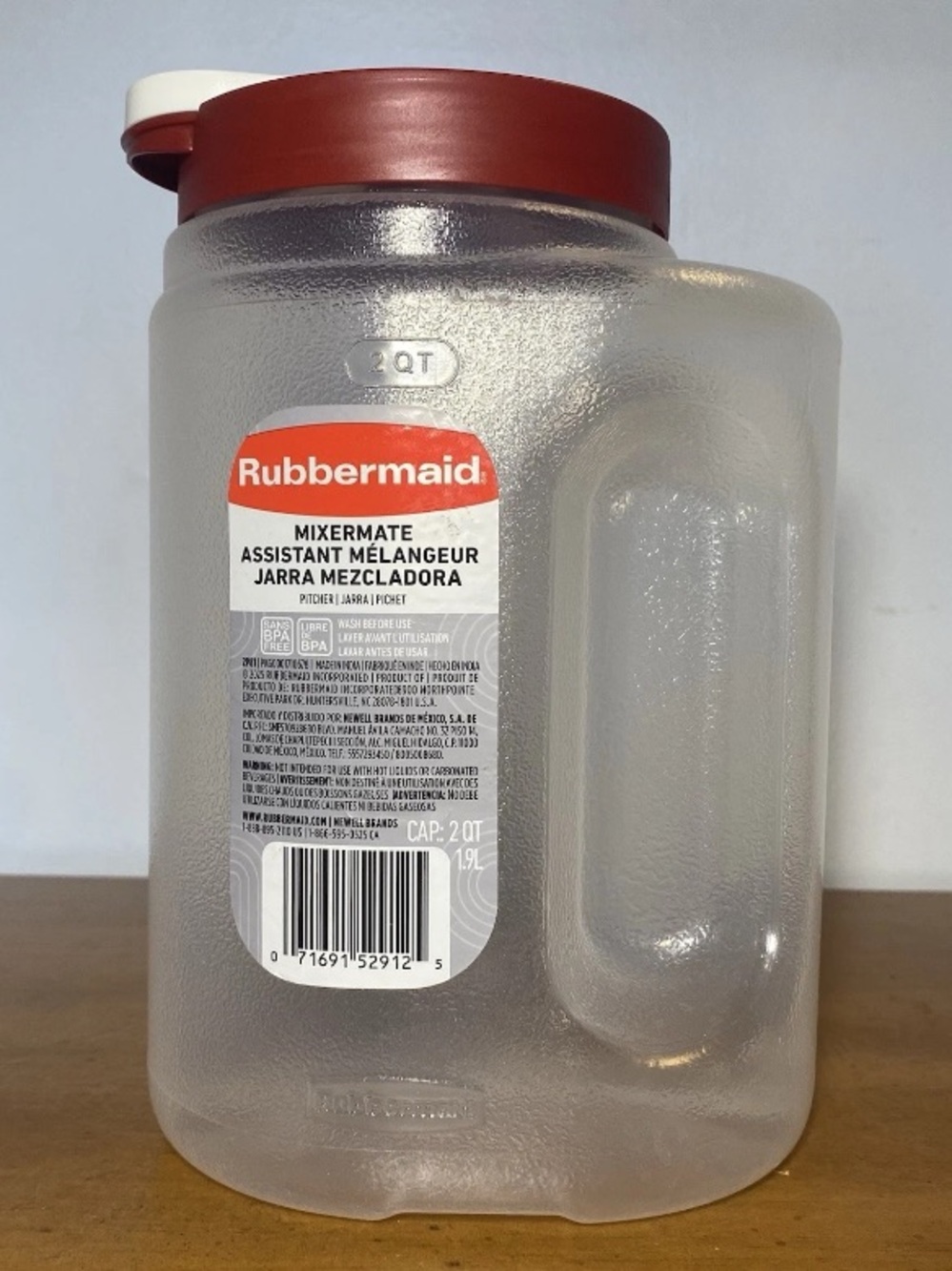 Rubbermaid MixerMate 1 Gallon Leak Resistant Clear Pitcher Flip Top To Pour